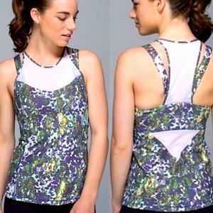 Lululemon Athletica ‘Running In The City’ tank 4